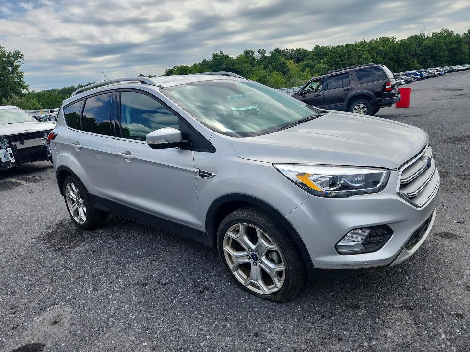 Продаж на аукціоні авто 2019 Ford Escape, vin: 1FMCU9J96KUB44193, номер лоту: 64899266