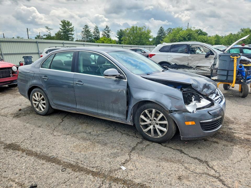 Продажа на аукционе авто 2010 Volkswagen Jetta, vin: 3VWRZ7AJ5AM050269, номер лота: 62296376