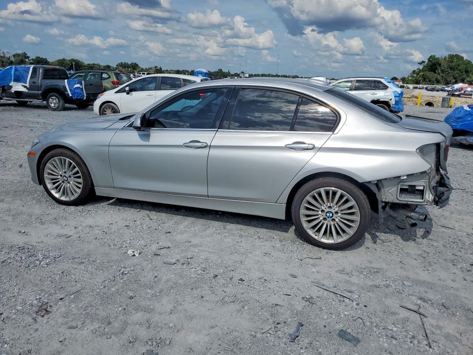 2013 Bmw 328 მანქანა იყიდება აუქციონზე, vin: WBA3A5C50DF357659, აუქციონის ნომერი: 63683856
