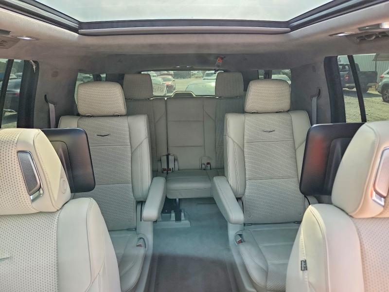 2022 Cadillac Escalade მანქანა იყიდება აუქციონზე, vin: 1GYS3RKL1NR135111, აუქციონის ნომერი: 63856166