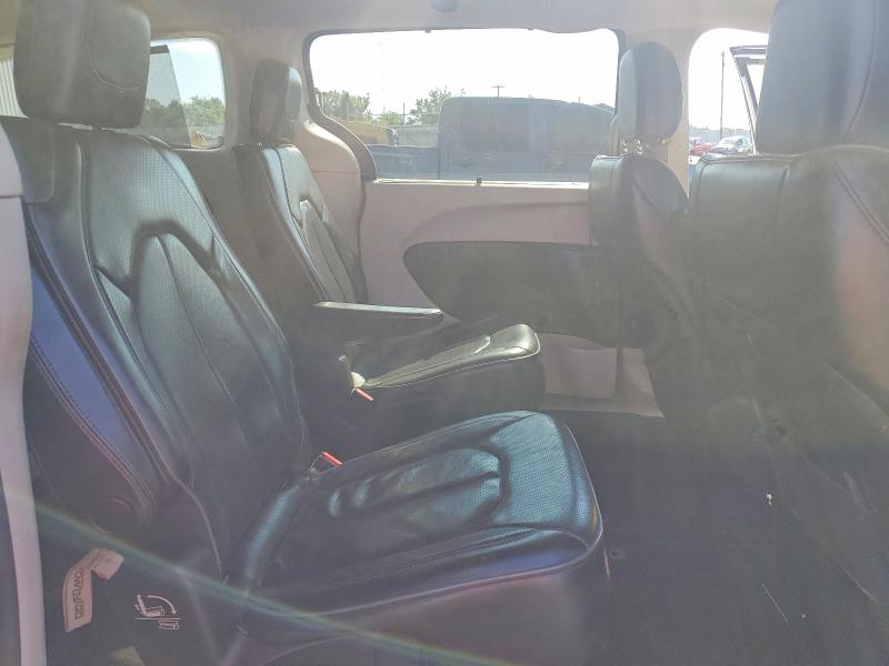 65480496 :رقم المزاد ، 2C4RC1GG3JR185305 vin ، 2018 Chrysler Pacifica مزاد بيع