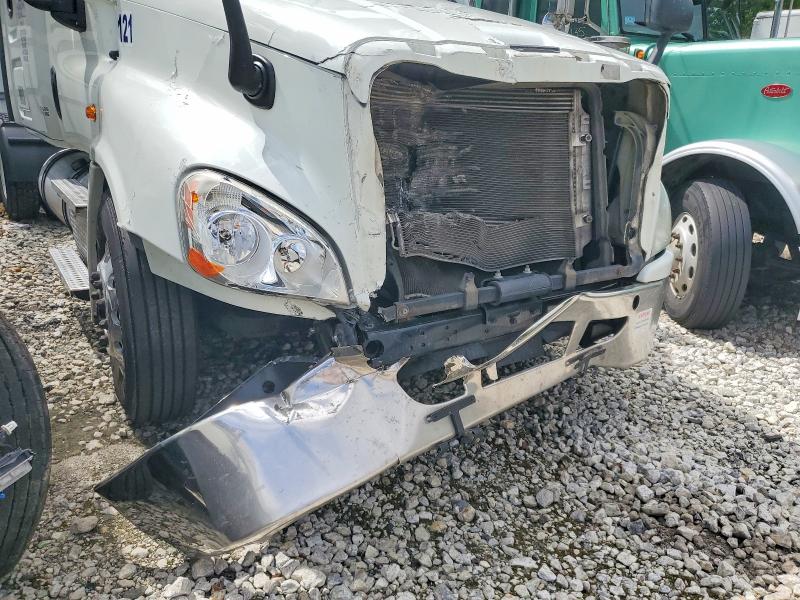 Продажа на аукционе авто 2020 Freightliner Cascadia 125, vin: 3AKJGLFG7LSLG7043, номер лота: 66082166