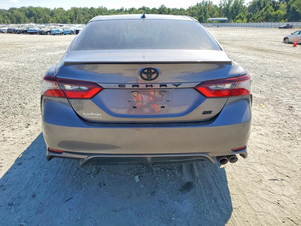 2021 Toyota Camry მანქანა იყიდება აუქციონზე, vin: 4T1G11AK4MU483875, აუქციონის ნომერი: 66484576