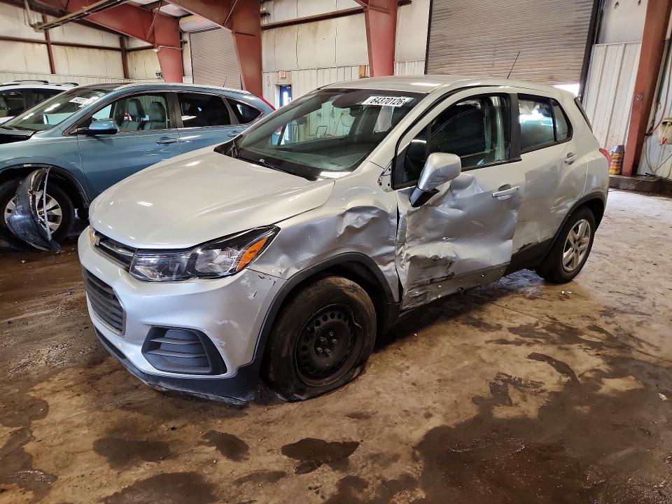 64370126 :رقم المزاد ، 3GNCJKSB1HL286192 vin ، 2017 Chevrolet Trax مزاد بيع
