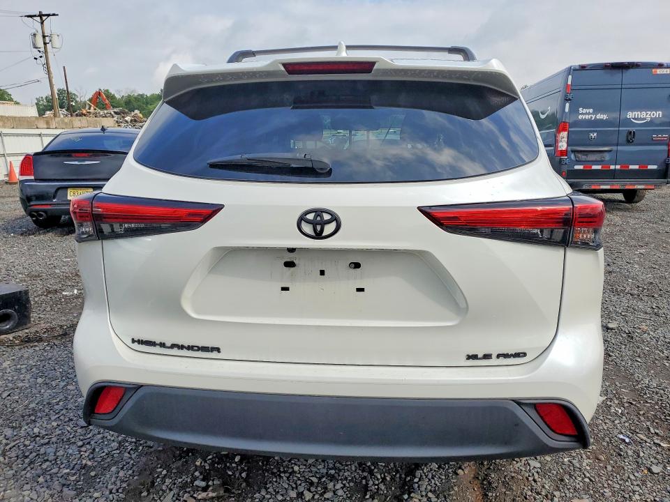 Продаж на аукціоні авто 2021 Toyota Highlander, vin: 5TDGZRBHXMS531687, номер лоту: 63328586