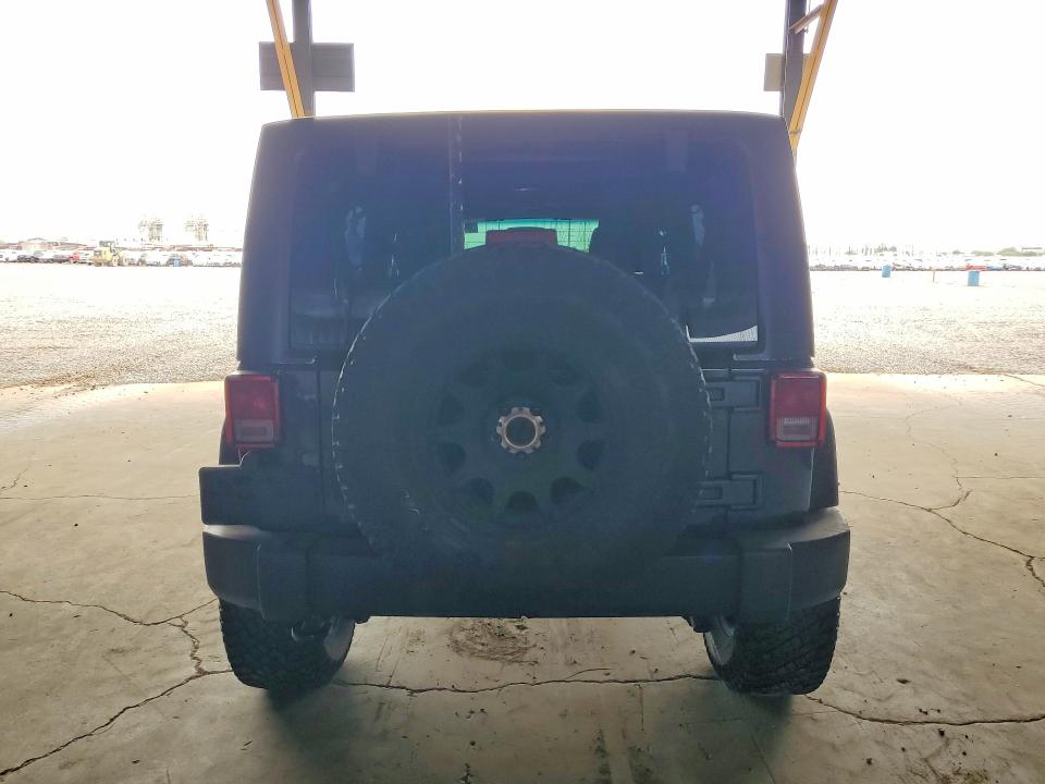 2017 Jeep Wrangler Unlimited მანქანა იყიდება აუქციონზე, vin: 1C4BJWDG0HL633334, აუქციონის ნომერი: 64124066