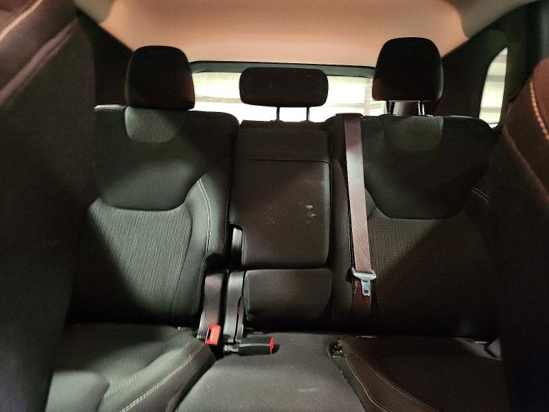 64223906 :رقم المزاد ، 1C4PJMCS6FW505630 vin ، 2015 Jeep Cherokee مزاد بيع