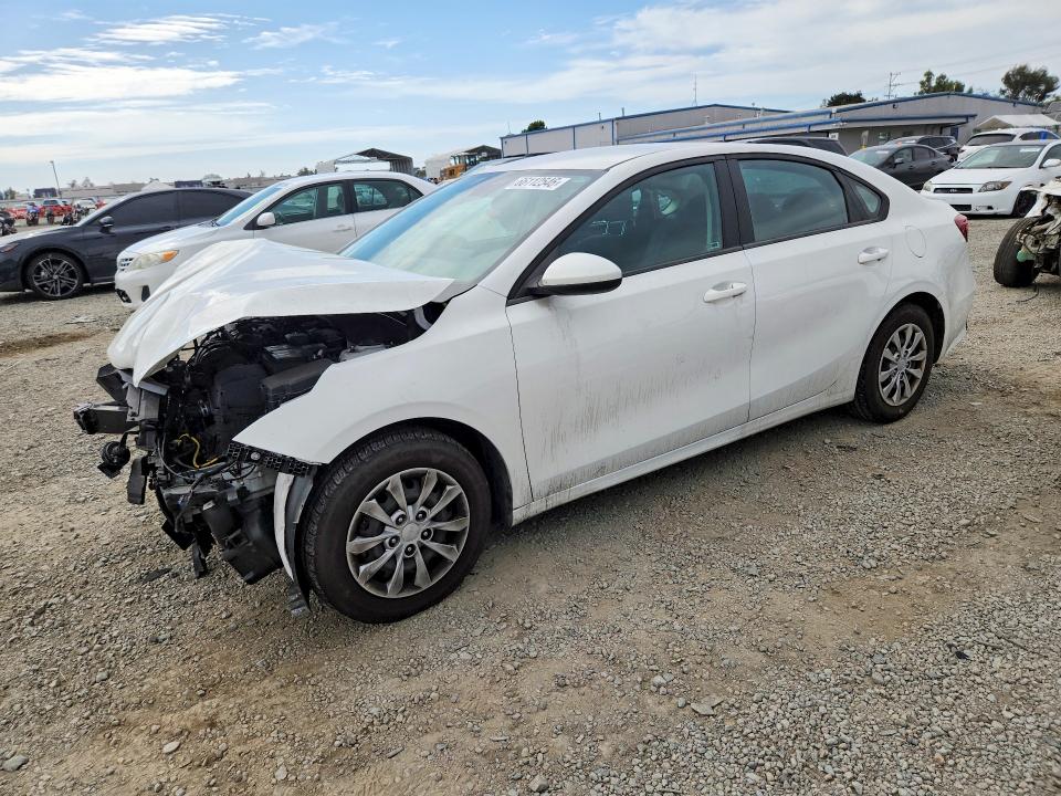 66112546 :رقم المزاد ، 3KPF24AD0RE824159 vin ، 2024 Kia Forte مزاد بيع