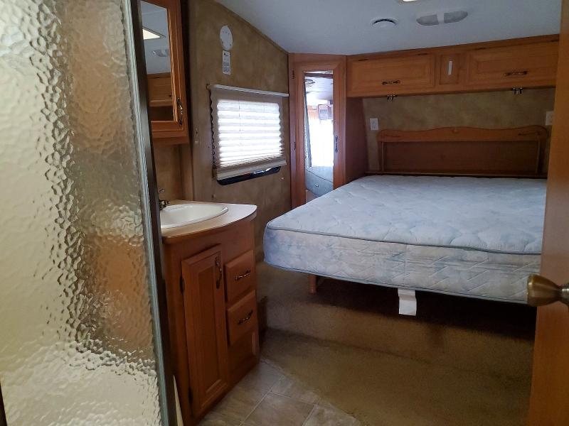 Продажа на аукционе авто 2006 Keystone Trailer, vin: 4YDF25R246J464107, номер лота: 66758426