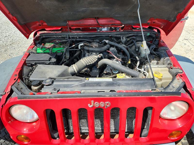 63516976 :رقم المزاد ، 1J4BA6H18BL559619 vin ، 2011 Jeep Wrangler Unlimited مزاد بيع