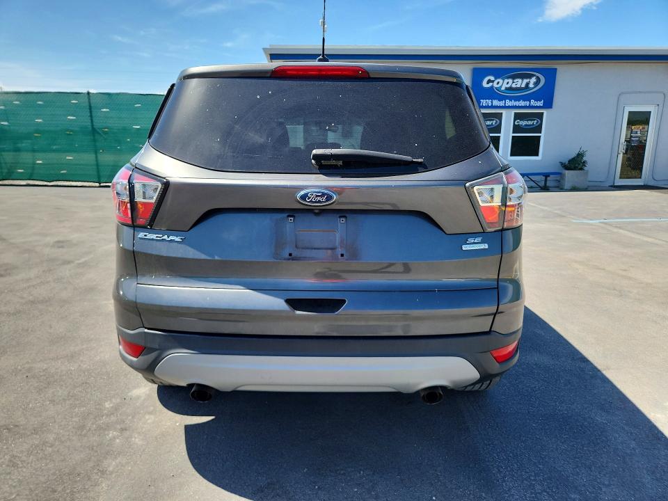 65993176 :رقم المزاد ، 1FMCU0GD1HUB50158 vin ، 2017 Ford Escape مزاد بيع