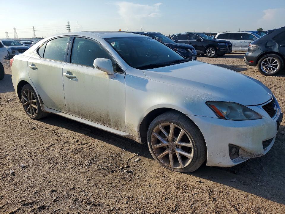 2011 Lexus Is მანქანა იყიდება აუქციონზე, vin: JTHCF5C21B5048990, აუქციონის ნომერი: 64490596