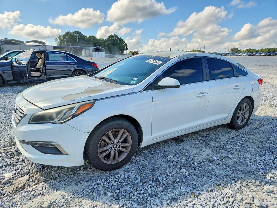 2015 Hyundai Sonata მანქანა იყიდება აუქციონზე, vin: 5NPE24AF9FH062034, აუქციონის ნომერი: 67183646
