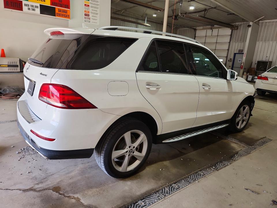 65891136 :رقم المزاد ، 4JGDA5HB0HA938423 vin ، 2017 Mercedes-benz Gle مزاد بيع