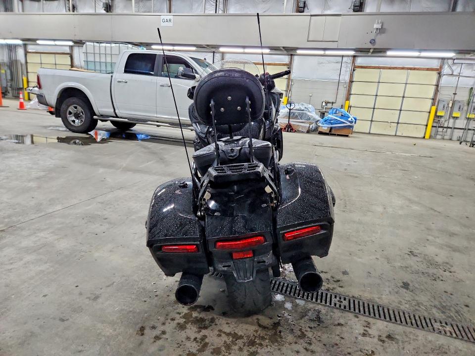 64579226 :رقم المزاد ، JYAVP39Y9JA000310 vin ، 2018 Yamaha Xv1900 مزاد بيع