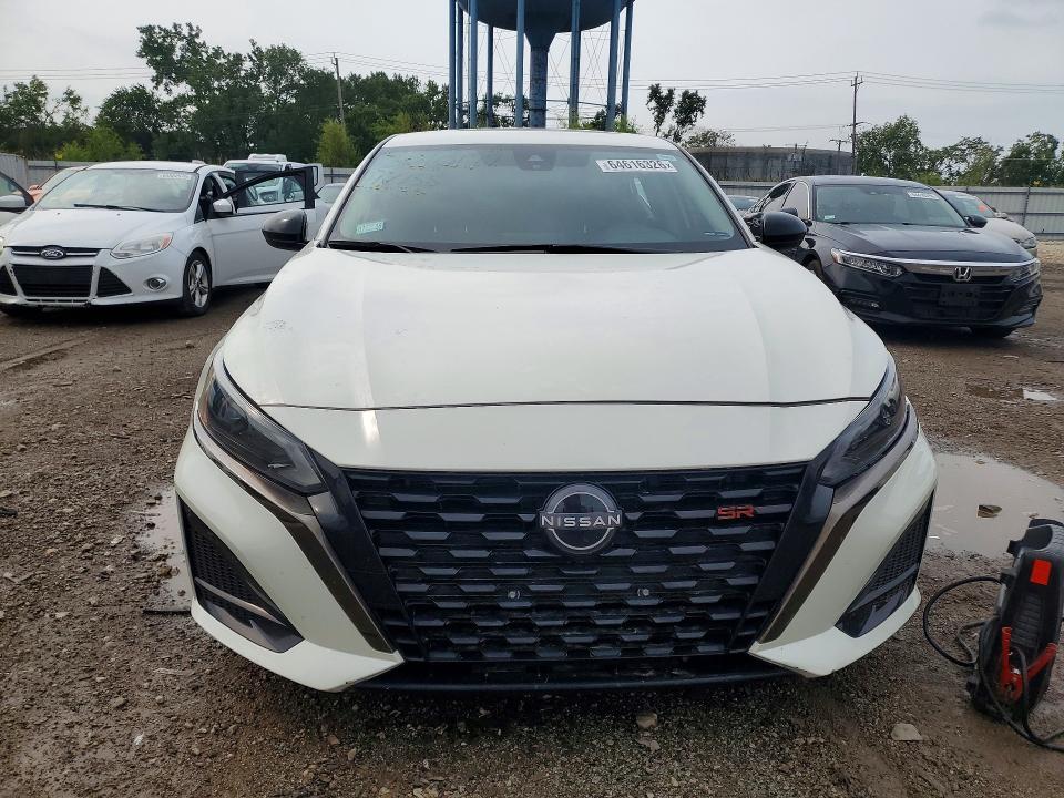64616326 :رقم المزاد ، 1N4BL4CV7PN309112 vin ، 2023 Nissan Altima مزاد بيع