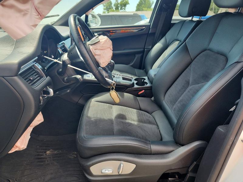 66586126 :رقم المزاد ، WP1AA2A58JLB16617 vin ، 2018 Porsche Macan مزاد بيع