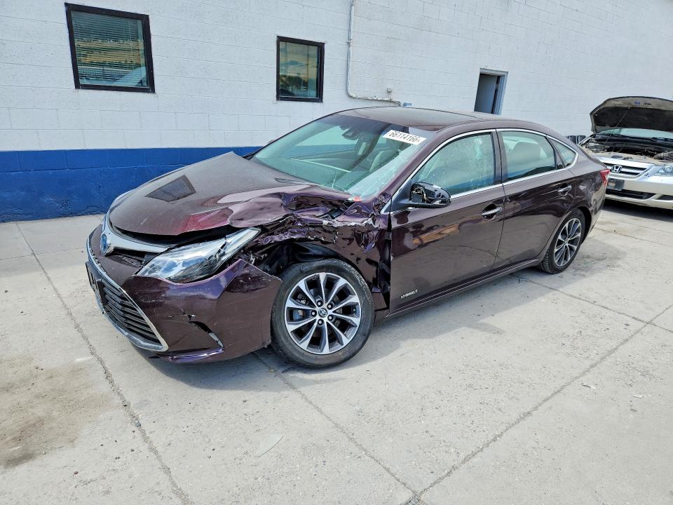 66114166 :رقم المزاد ، 4T1BD1EB4JU064075 vin ، 2018 Toyota Avalon Hybrid مزاد بيع