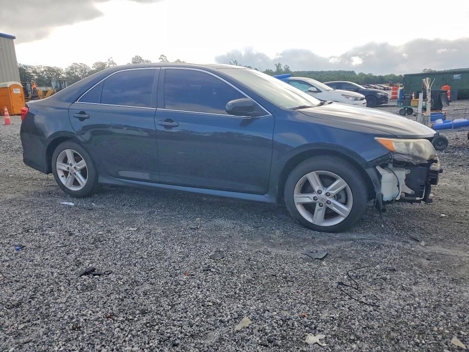 2014 Toyota Camry მანქანა იყიდება აუქციონზე, vin: 4T1BF1FKXEU867522, აუქციონის ნომერი: 62783526