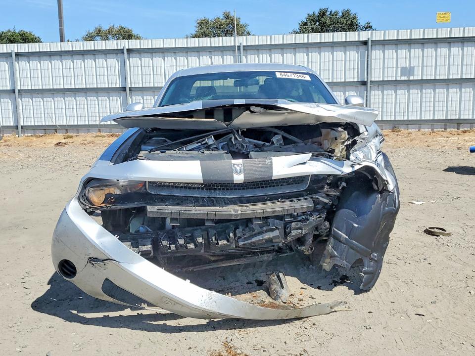 Продажа на аукционе авто 2010 Dodge Challenger, vin: 2B3CJ4DV3AH322735, номер лота: 64671346