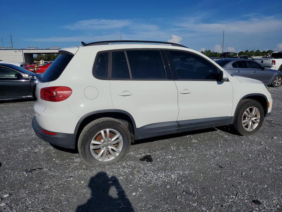 Продаж на аукціоні авто 2017 Volkswagen Tiguan, vin: WVGAV7AX5HW512349, номер лоту: 65301426