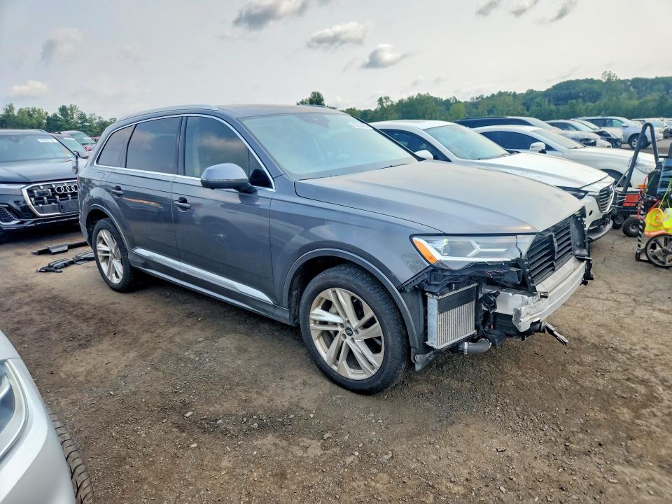 63355406 :رقم المزاد ، WA1LXBF79MD023813 vin ، 2021 Audi Q7 مزاد بيع