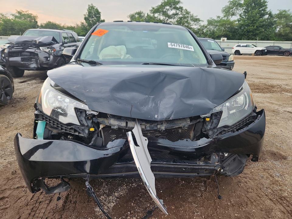 2013 Honda Cr-v მანქანა იყიდება აუქციონზე, vin: 2HKRM3H58DH516418, აუქციონის ნომერი: 64797846