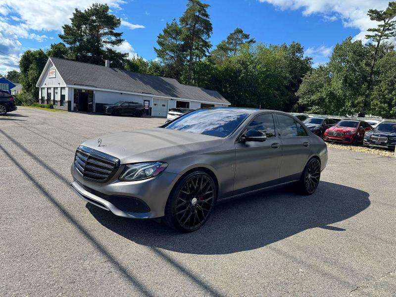 66846896 :رقم المزاد ، WDDZF4JB3HA210133 vin ، 2017 Mercedes-benz E مزاد بيع