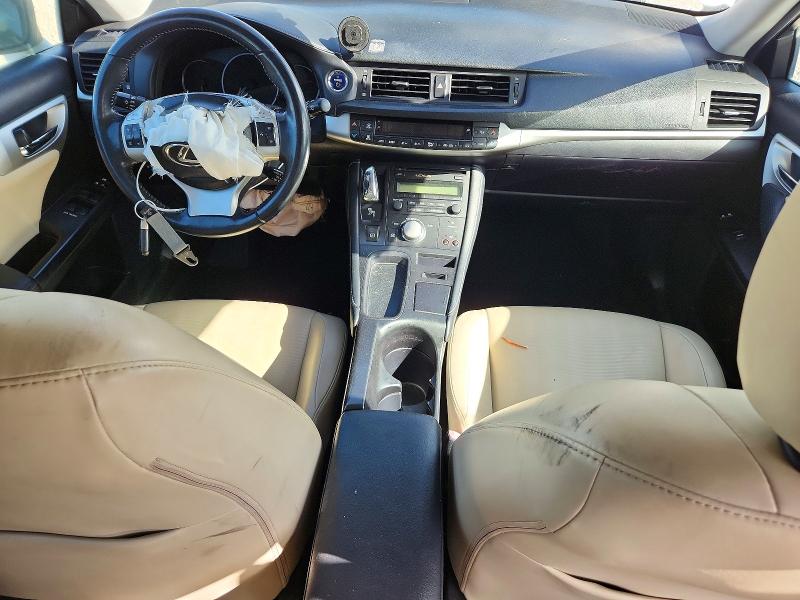 65416926 :رقم المزاد ، JTHKD5BH2B2010869 vin ، 2011 Lexus Ct مزاد بيع