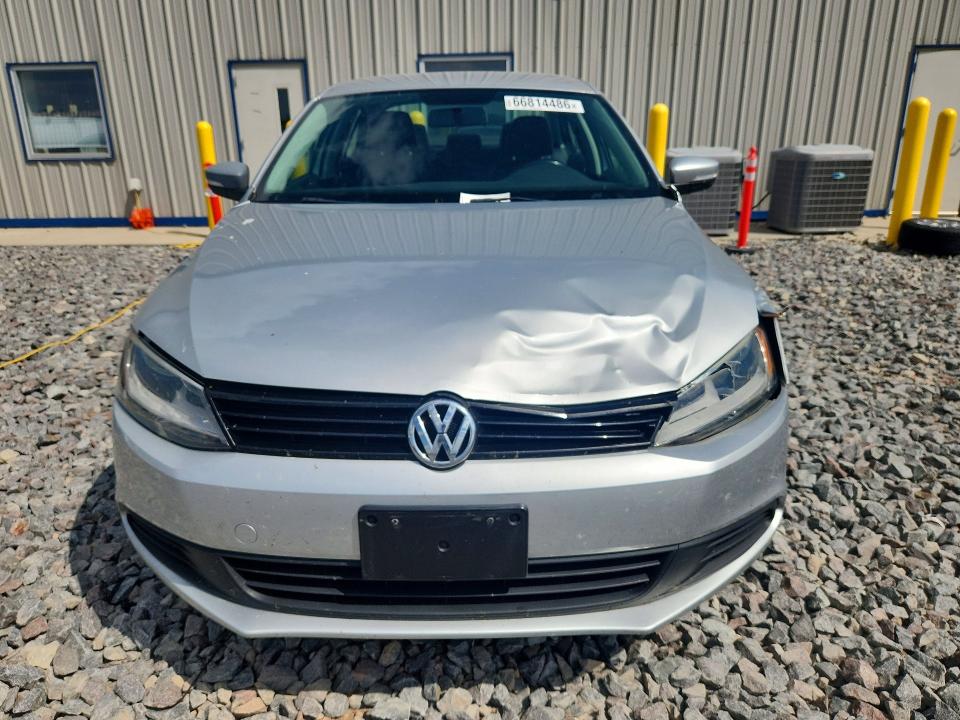 2011 Volkswagen Jetta მანქანა იყიდება აუქციონზე, vin: 3VWDX7AJ8BM346551, აუქციონის ნომერი: 66814486