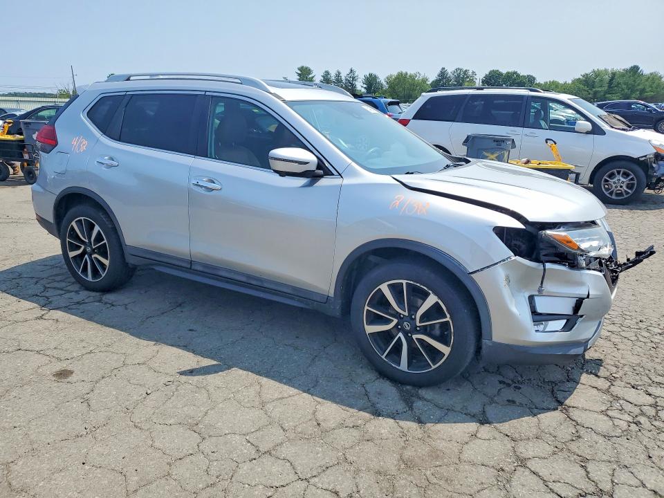 2017 Nissan Rogue მანქანა იყიდება აუქციონზე, vin: 5N1AT2MV7HC848654, აუქციონის ნომერი: 64056736