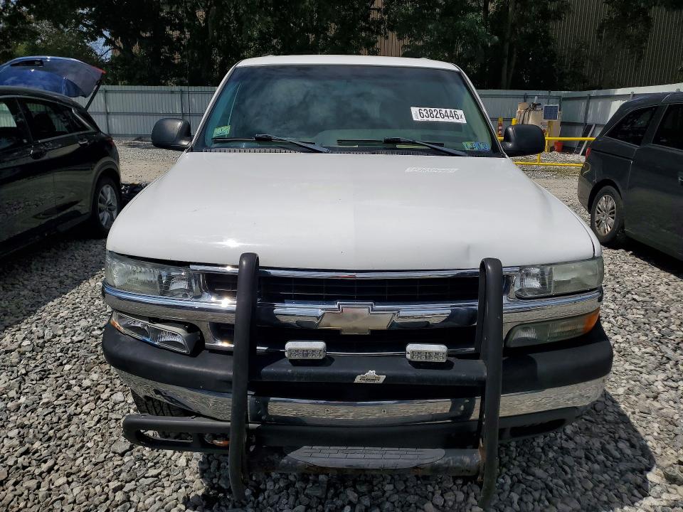 63826446 :رقم المزاد ، 1GNEK13V53J291405 vin ، 2003 Chevrolet Tahoe مزاد بيع