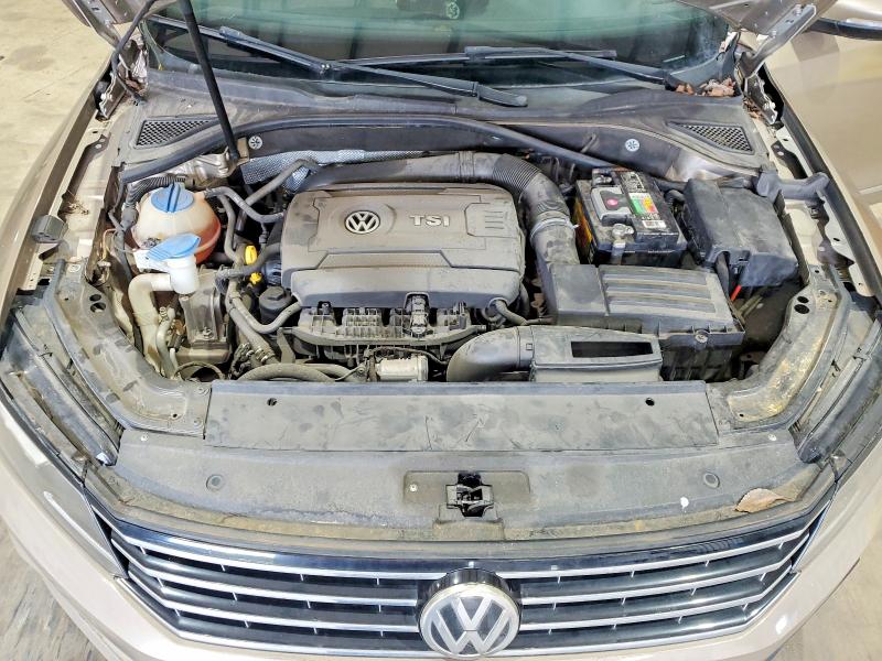 67486986 :رقم المزاد ، 1VWBS7A37GC010079 vin ، 2016 Volkswagen Passat مزاد بيع