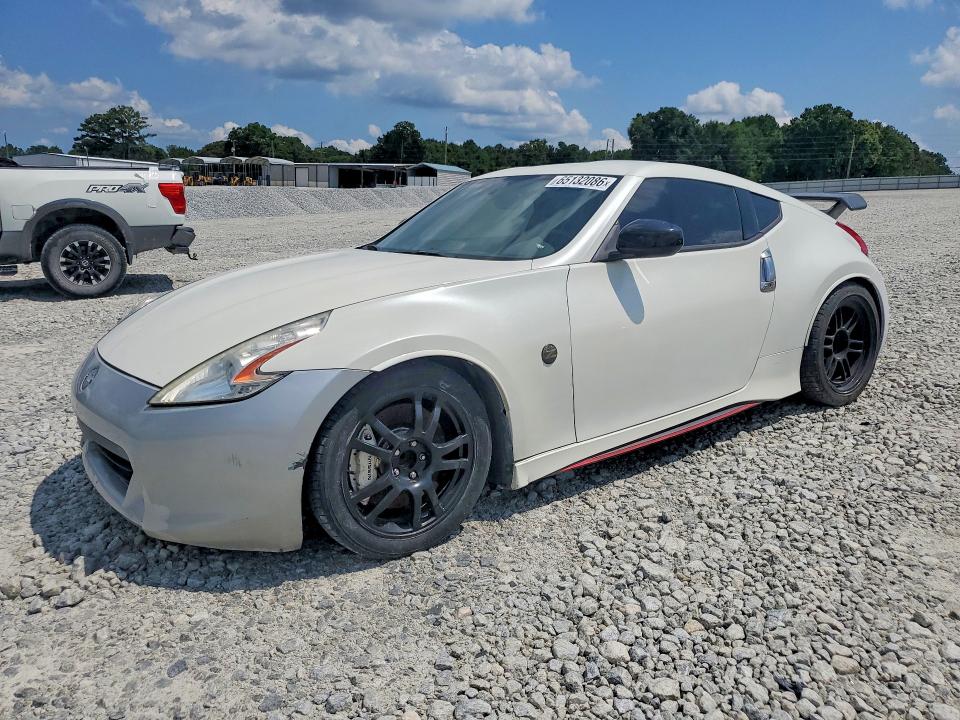 65132086 :رقم المزاد ، JN1AZ4EH9JM570494 vin ، 2018 Nissan 370z مزاد بيع