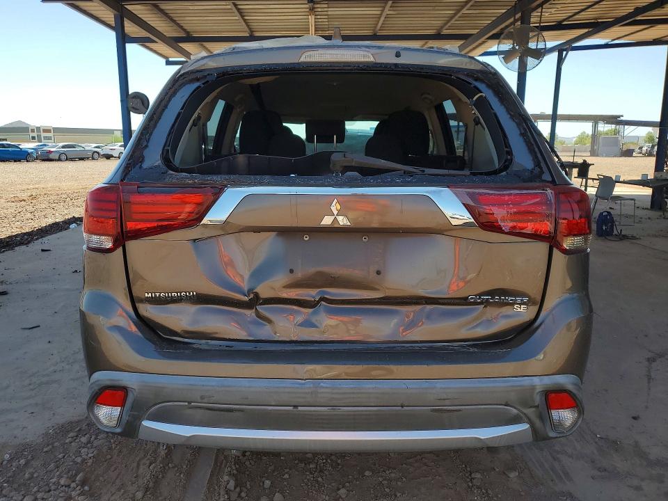 2017 Mitsubishi Outlander მანქანა იყიდება აუქციონზე, vin: JA4AD3A39HZ039464, აუქციონის ნომერი: 64481326