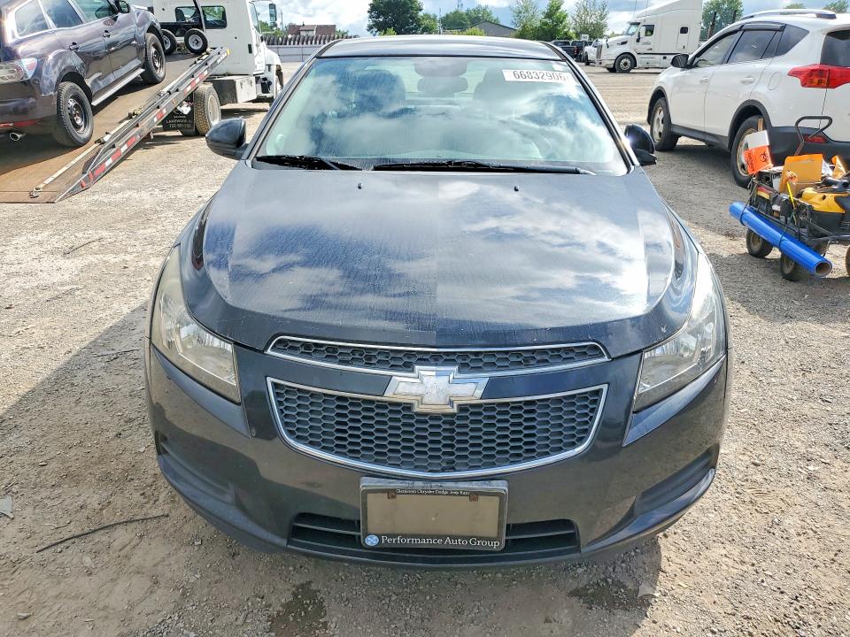 66832906 :رقم المزاد ، 1G1PC5SB9E7134286 vin ، 2014 Chevrolet Cruze مزاد بيع