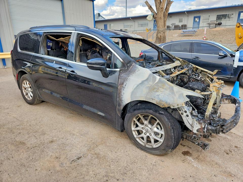64807416 :رقم المزاد ، 2C4RC1BGXNR185685 vin ، 2022 Chrysler Pacifica مزاد بيع