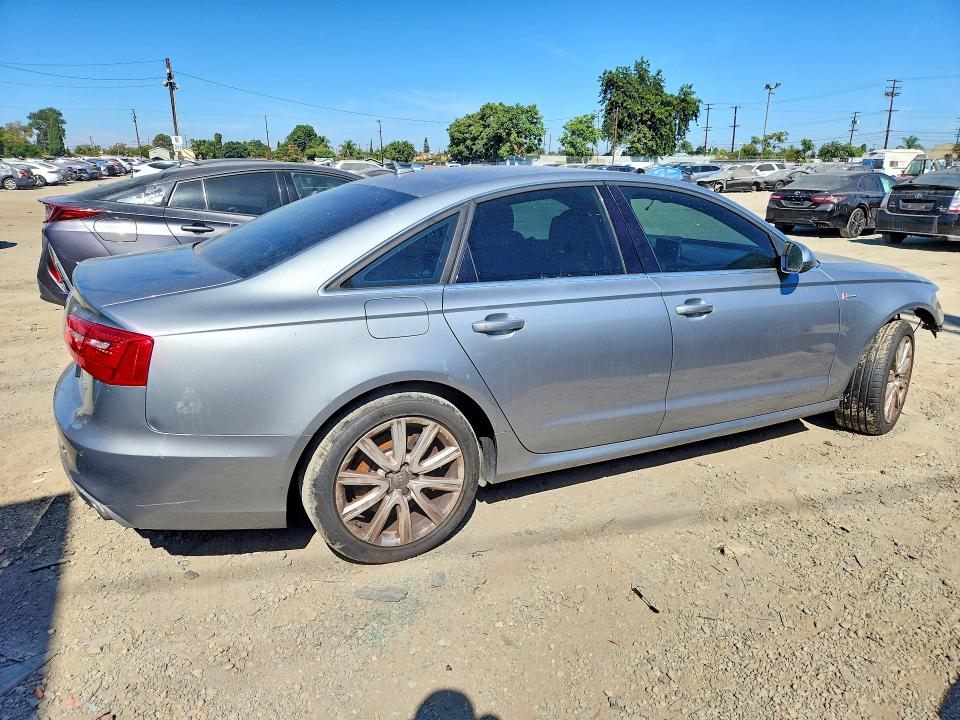 Продажа на аукционе авто 2012 Audi A6, vin: WAUJGAFC8CN066646, номер лота: 65192356