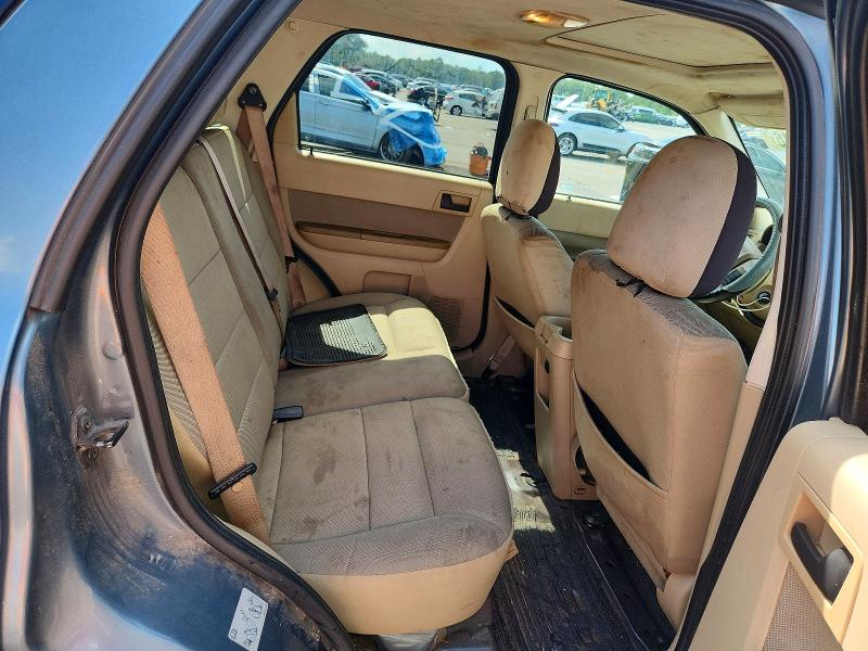64690446 :رقم المزاد ، 1FMCU0DGXBKB82544 vin ، 2011 Ford Escape مزاد بيع
