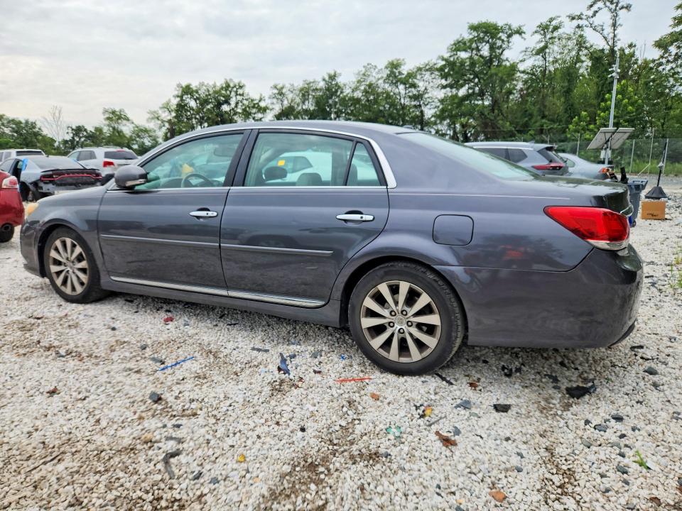 65613856 :رقم المزاد ، 4T1BK3DB3BU379227 vin ، 2011 Toyota Avalon مزاد بيع
