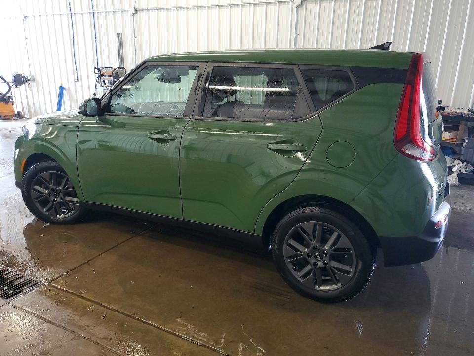 66914346 :رقم المزاد ، KNDJ33AU8M7139594 vin ، 2021 Kia Soul مزاد بيع