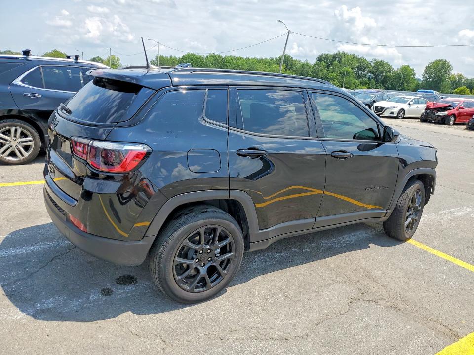 63665816 :رقم المزاد ، 3C4NJDBN1RT599672 vin ، 2024 Jeep Compass مزاد بيع