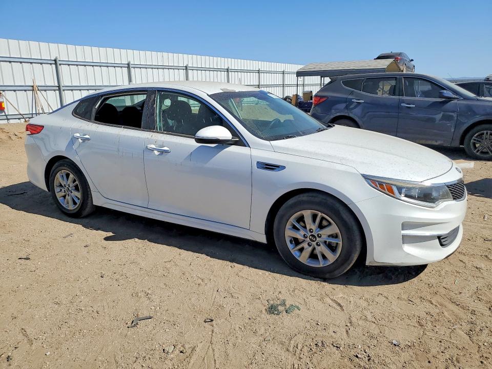 63618796 :رقم المزاد ، 5XXGT4L31JG248843 vin ، 2018 Kia Optima مزاد بيع
