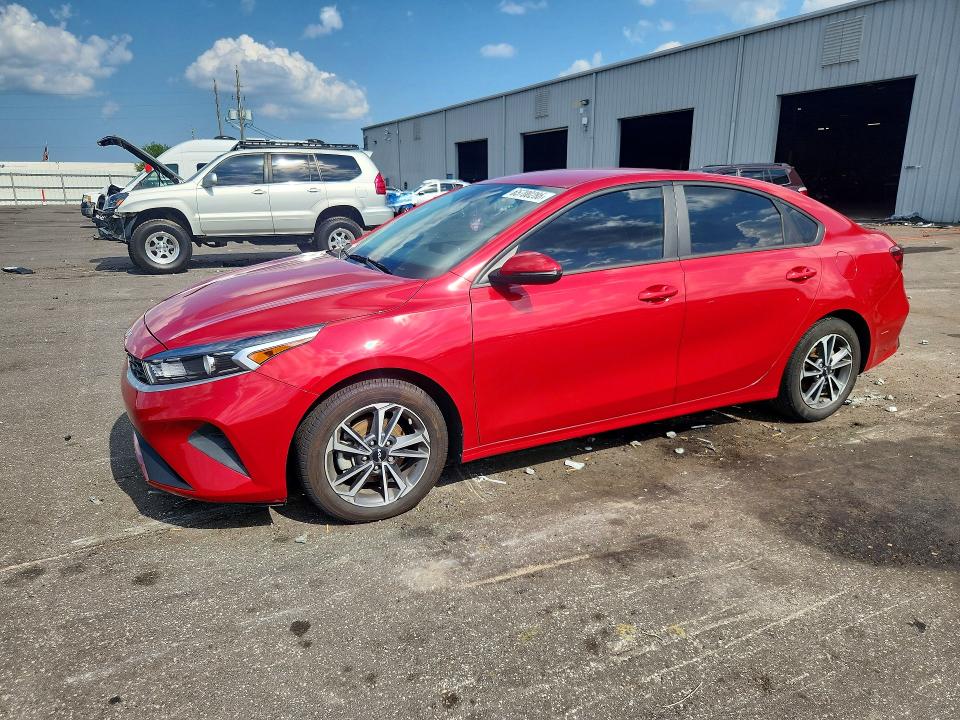 2023 Kia Forte მანქანა იყიდება აუქციონზე, vin: 3KPF24AD6PE678606, აუქციონის ნომერი: 65700286
