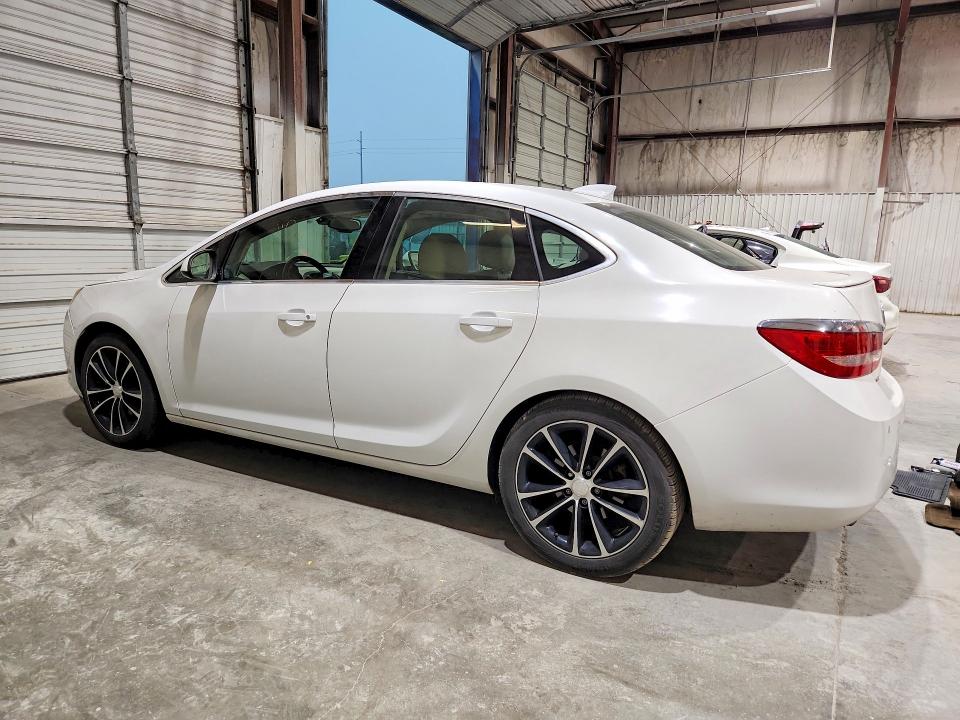65422596 :رقم المزاد ، 1G4PW5SK2G4177317 vin ، 2016 Buick Verano مزاد بيع