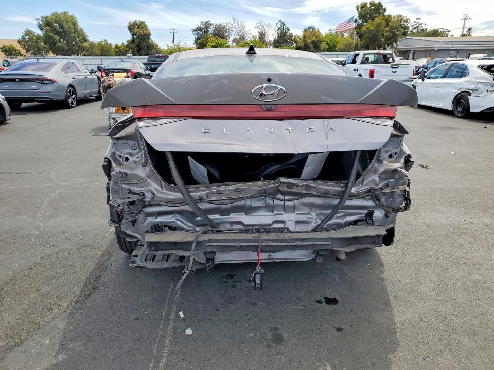65530636 :رقم المزاد ، KMHLS4AG6PU402128 vin ، 2023 Hyundai Elantra مزاد بيع