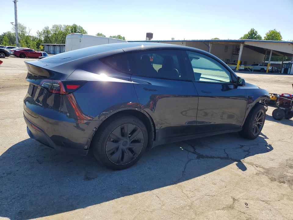 2024 Tesla Model Y მანქანა იყიდება აუქციონზე, vin: 7SAYGDEE7RA313670, აუქციონის ნომერი: 65889946