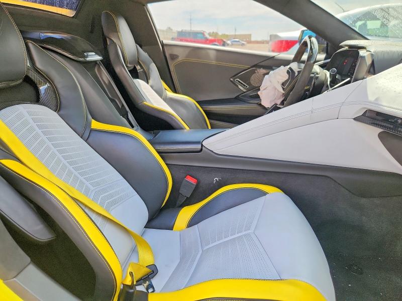 66610946 :رقم المزاد ، 1G1YC3D45M5000019 vin ، 2021 Chevrolet Corvette مزاد بيع