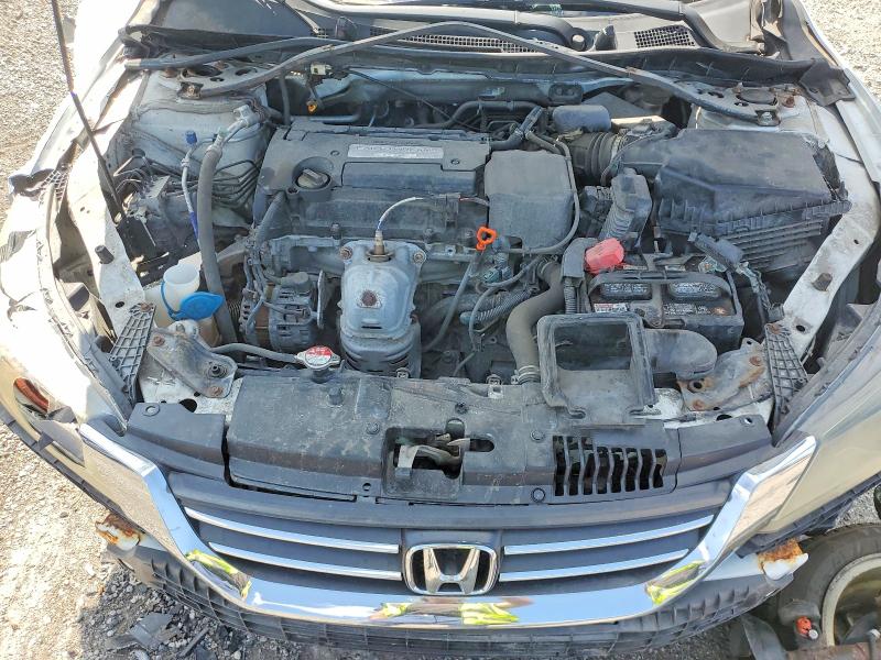 65000076 :رقم المزاد ، 1HGCR2F37FA810715 vin ، 2015 Honda Accord مزاد بيع