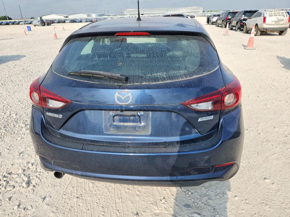 63770526 :رقم المزاد ، 3MZBN1L39JM266456 vin ، 2018 Mazda 3 مزاد بيع